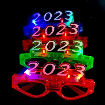 20 adet LED 2023 Yeni Yıl Gözlük Parti İyilik Neon Renkler Glow Karanlık Light Up Oyuncaklar Çocuklar Yetişkinler için Tatil Doğum Günü Noel