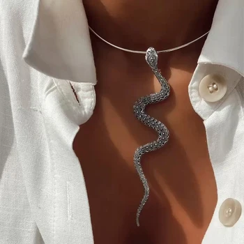 Moda Yılan Kolye Gümüş Kadınlar için Lüks Tasarımcı Takı Seksi Rhinestone Gerdanlık Kolye Gotik Kristal Aksesuarları Parti