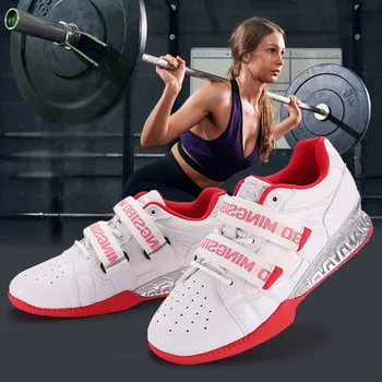 Yeni Varış Güreş spor ayakkabıları Erkekler Tasarımcı Ağırlık Kaldırma Ayakkabıları Erkek Kauçuk Çekirdek Çapraz Eğitim Ayakkabı Squat Ayakkabı Adam