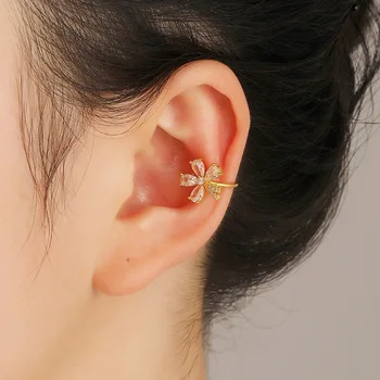Zirkon Kristal Çiçek kulak klipsi Küpe Kadınlar İçin Hiçbir Piercing moda takı Kore Tatlı Sevimli Altın Renk Küçük Manşet Küpe